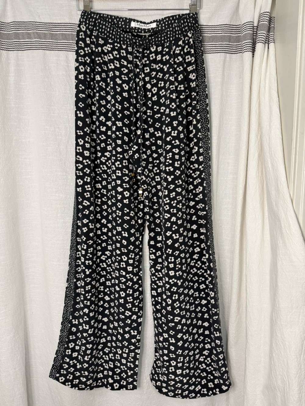 Max Mara Flowy Black & White Floral Wide-Leg Pants